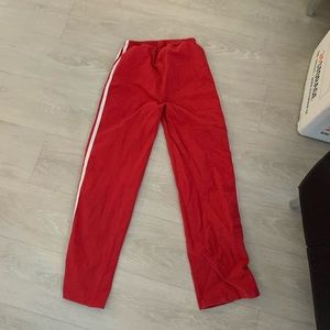 BRANDY MELVILLE PANTS!